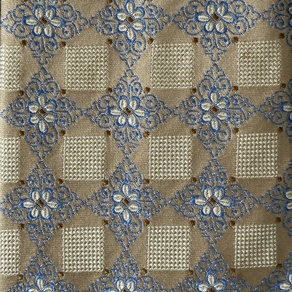 Hugo Boss 100% Silk Tie Black Label Made in Italy Gold Blue Geometric 58.5x3.25 - Picture 2 of 10